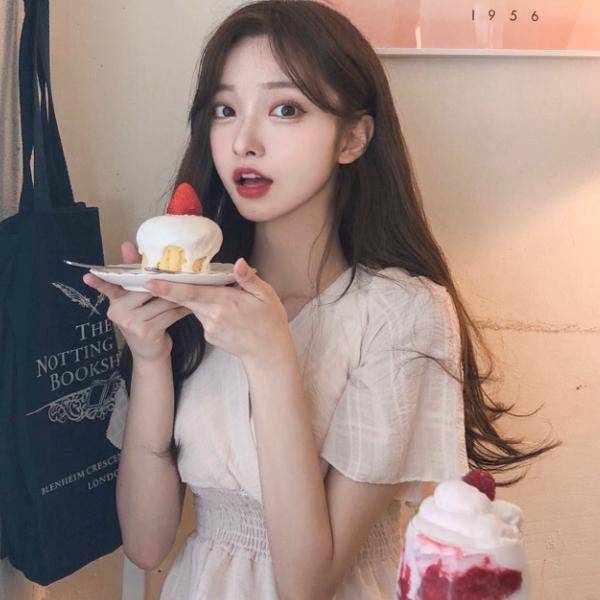 女生老是回复嗯或哦怎样回怼,女生怼你怎么高情商回复