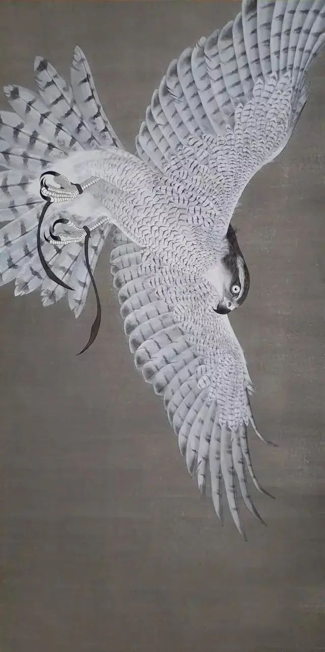 他画的鹰，严谨工致，萧疏威严