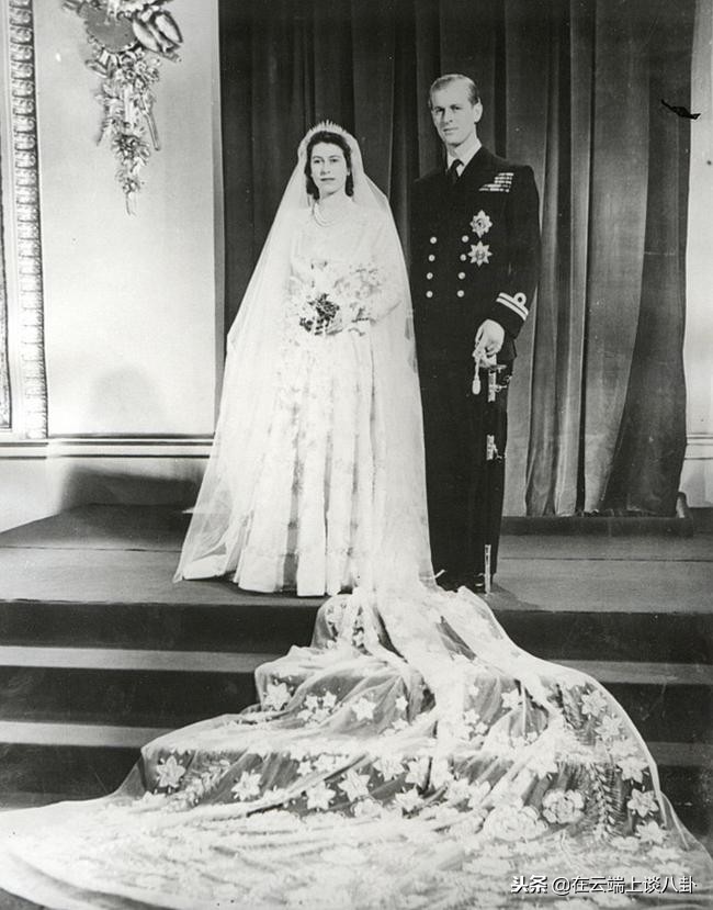 英国女王和菲利普第一次相见,英国女王与菲利普亲王的婚姻真相