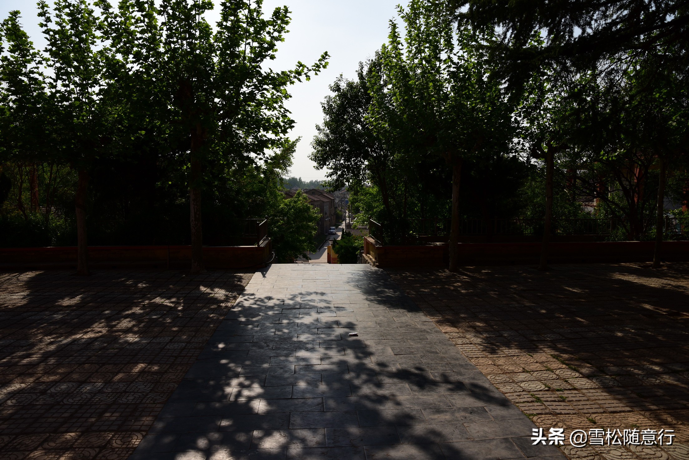 徐州铜山县茅村镇洞山村,一座充满异域风情的神秘寺庙