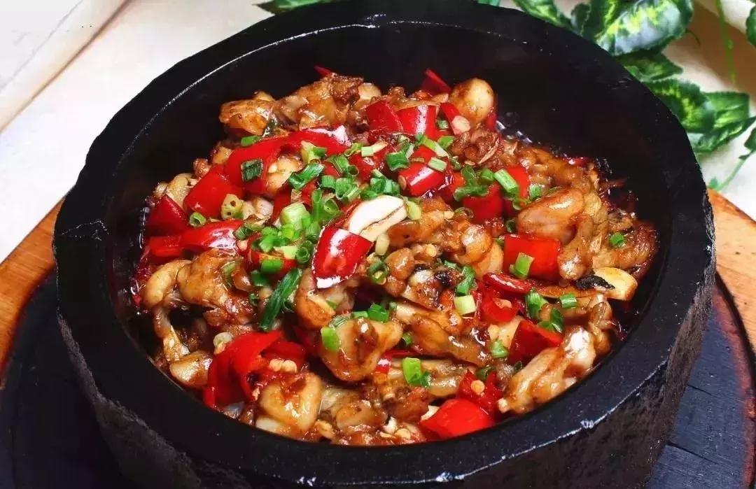 热气腾腾的旺销石锅菜品,学会了能火一整个冬天!