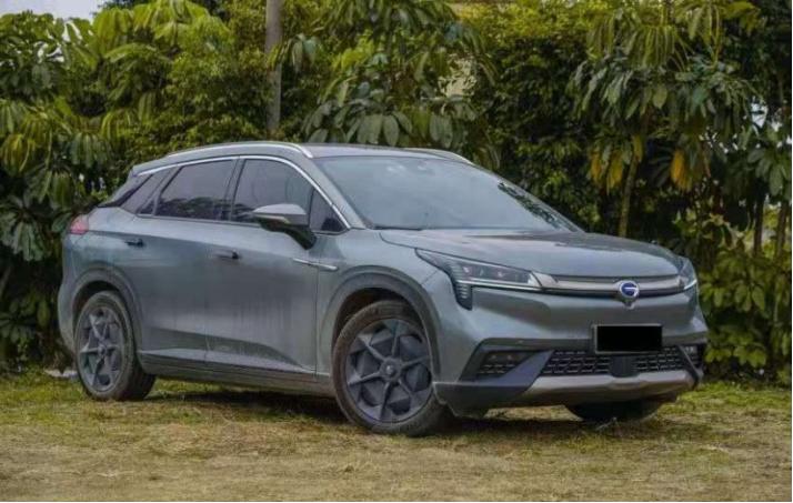 零跑c11和小鹏g3i哪个好,零跑c11vs小鹏g3i