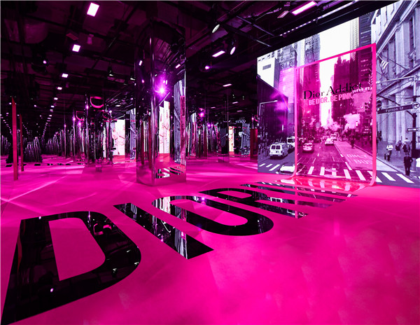 粉口红迪奥,迪奥新品保湿闪亮唇膏