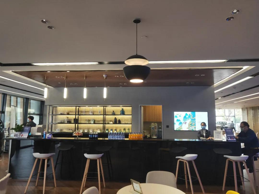 广州宝马4s店有哪些现车,广东哪个城市宝马4s店优惠最大