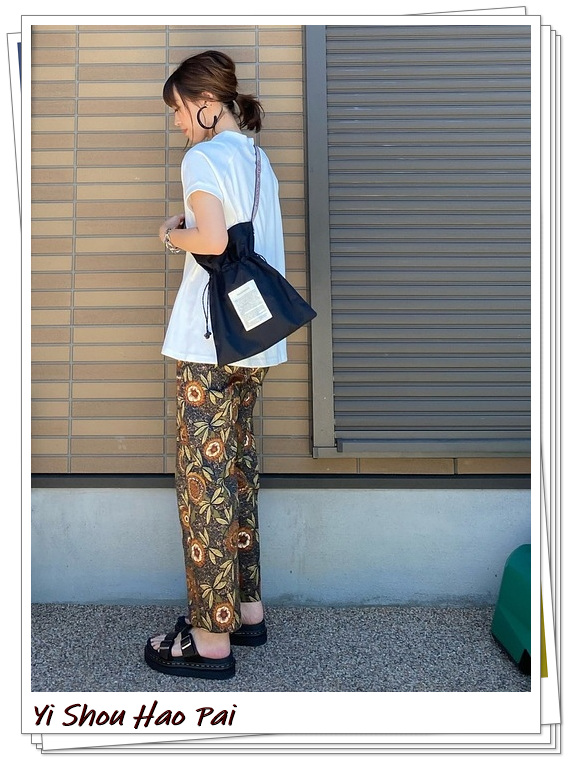 高级感迷你时尚女单肩包,简约休闲大容量单肩包穿搭