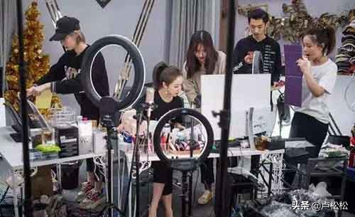 一个完整的带货直播间怎么运营,微信视频号直播带货如何引流