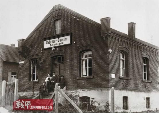 俄罗斯街头年轻人阿迪达斯,俄罗斯三叶草青年