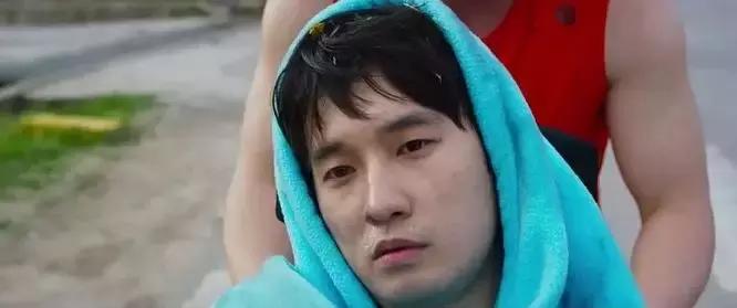 这部韩国性喜剧，笑过之后是悲凉