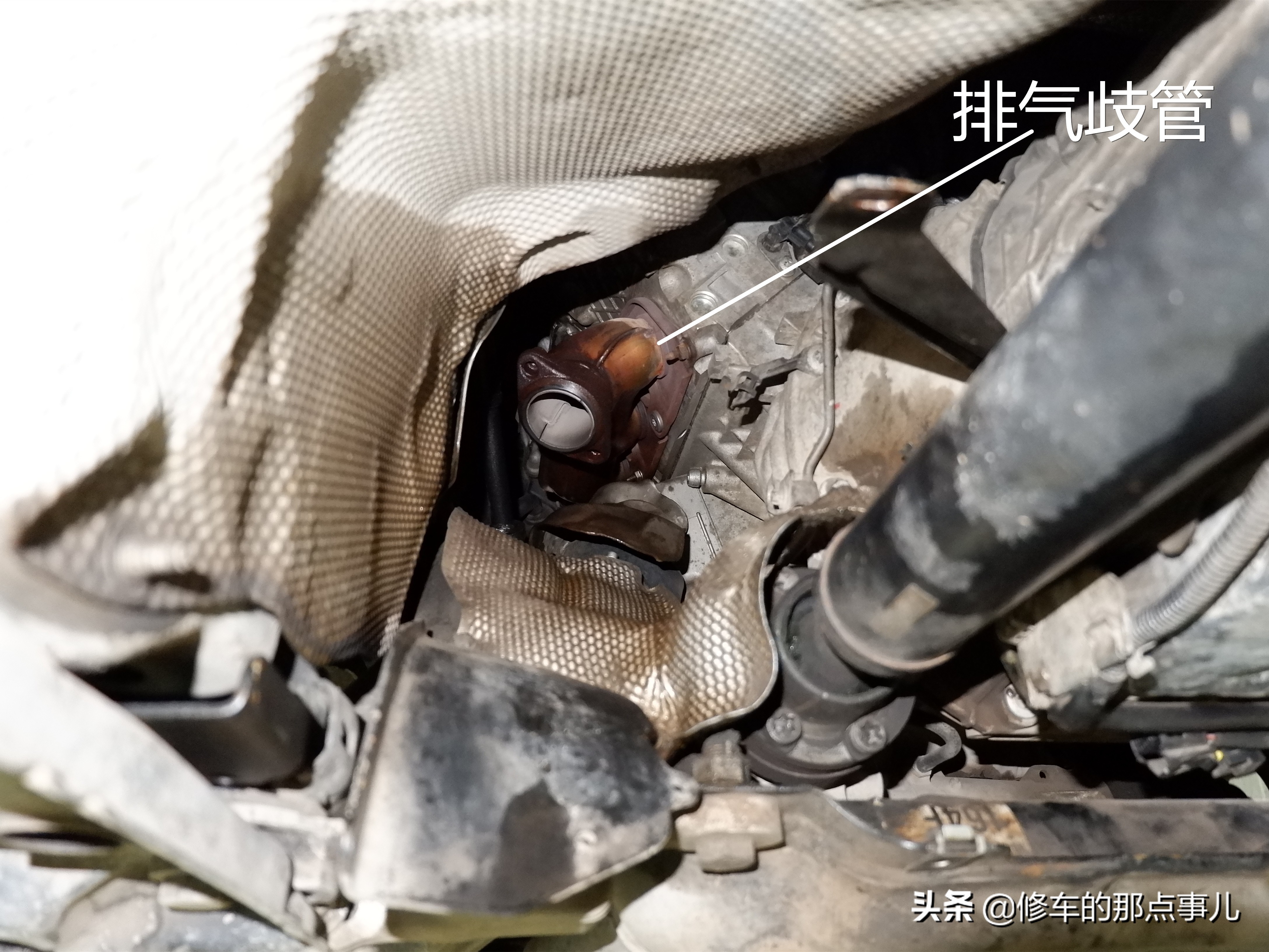 奔驰三元催化效率低怎么修复,奔驰三元催化损坏导致缺火