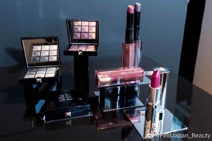 今年新款彩妆女,今年彩妆最高端的