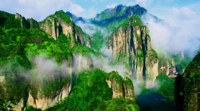 浙江有哪些有瀑布的旅游景点,浙江旅游景点推荐瀑布