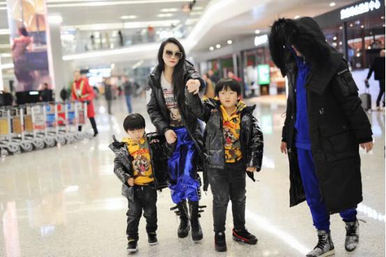 辣妈冉莹颖直播视频,曾是央视主持人的辣妈冉莹颖