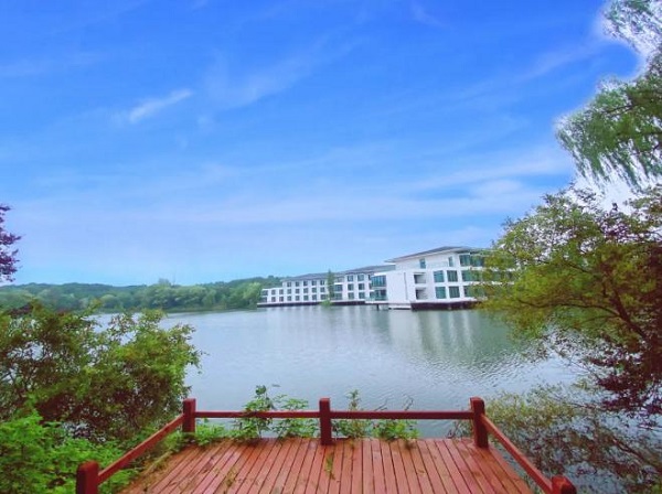 南京紫金山庄对外开放吗,南京紫金山庄价格表