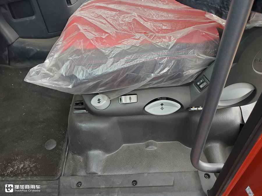 解放jh6怎么区分大小驾驶室,解放jh6国六房车货车用车真实感受