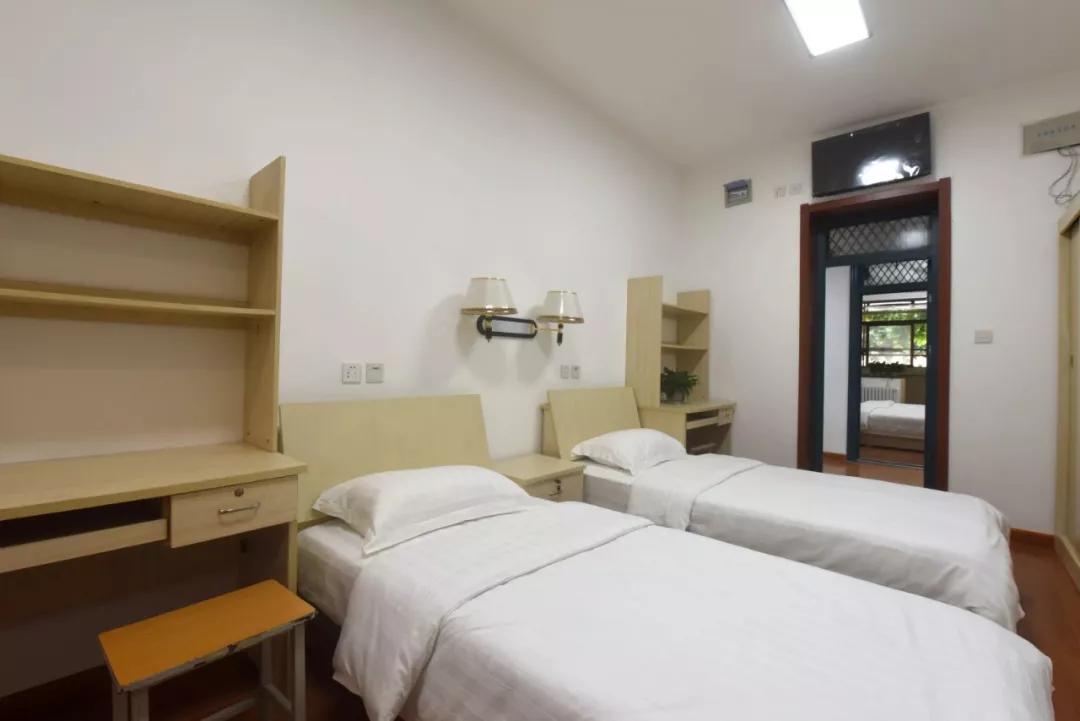 西京学院的真实感受,逛了一圈大学校园