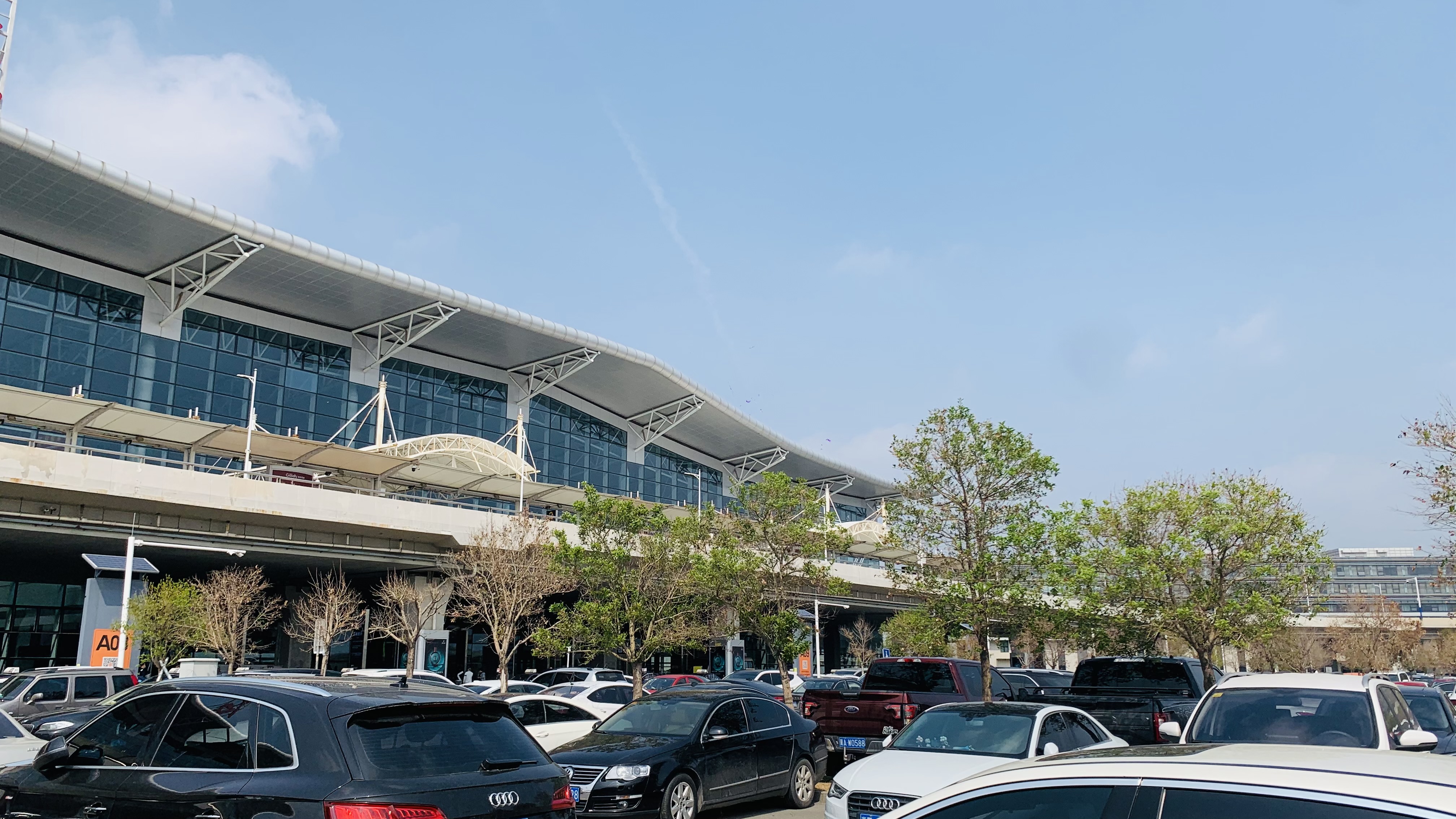 石家庄机场登机攻略,石家庄机场国内航班接机在哪里等