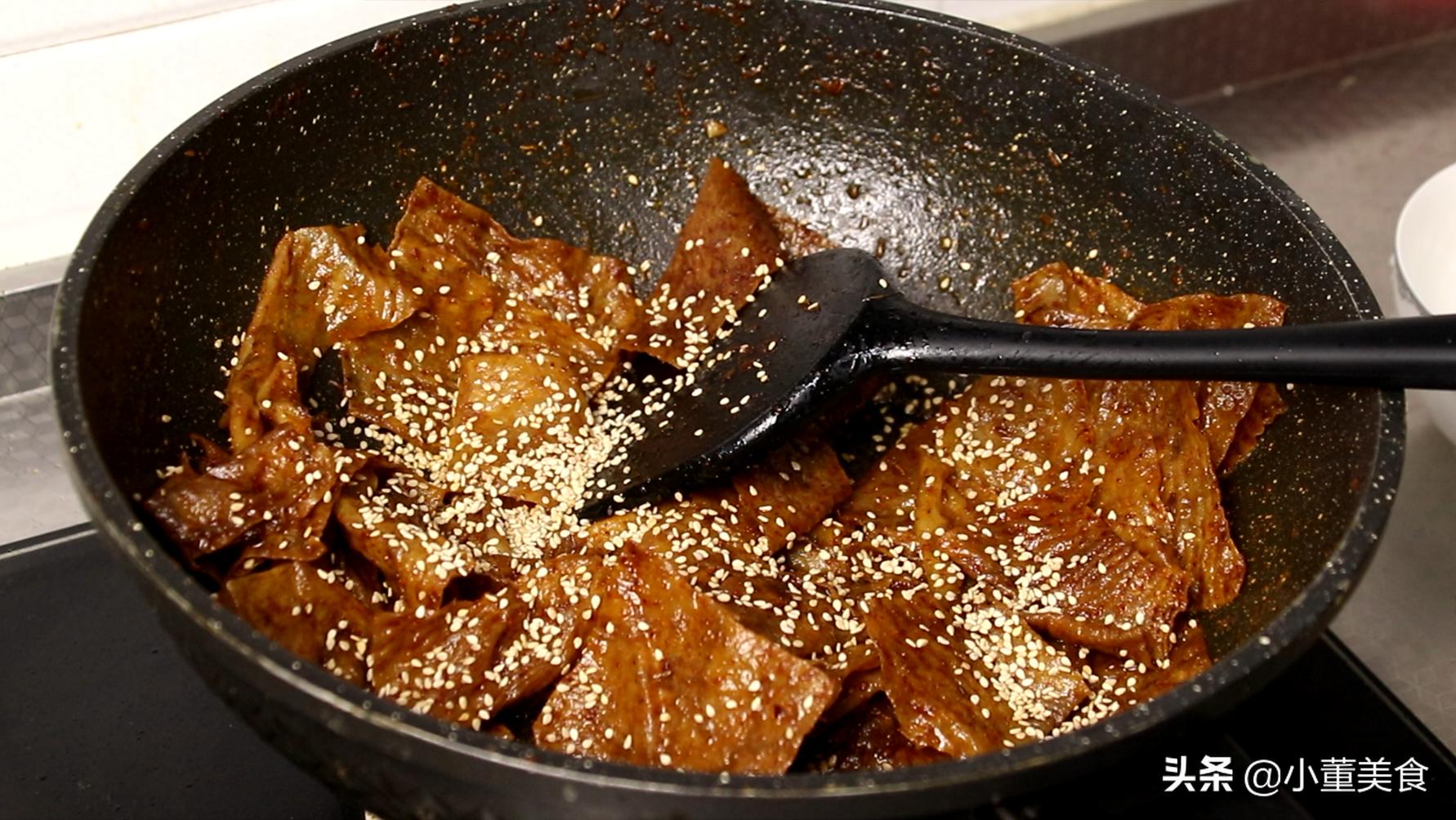 想吃辣条不用买教你在家制作辣条,在家做出美味辣条