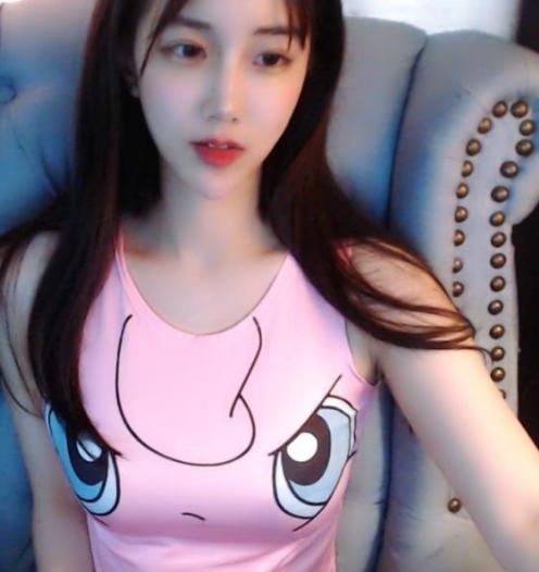 斗鱼第一刀妹是谁,斗鱼国服第一刀妹