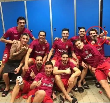 利物浦詹姆斯庆祝动作,利物浦欧冠夺冠2019詹姆斯