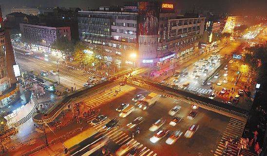 杭州商业步行街,中国十大步行街杭州湖滨步行街