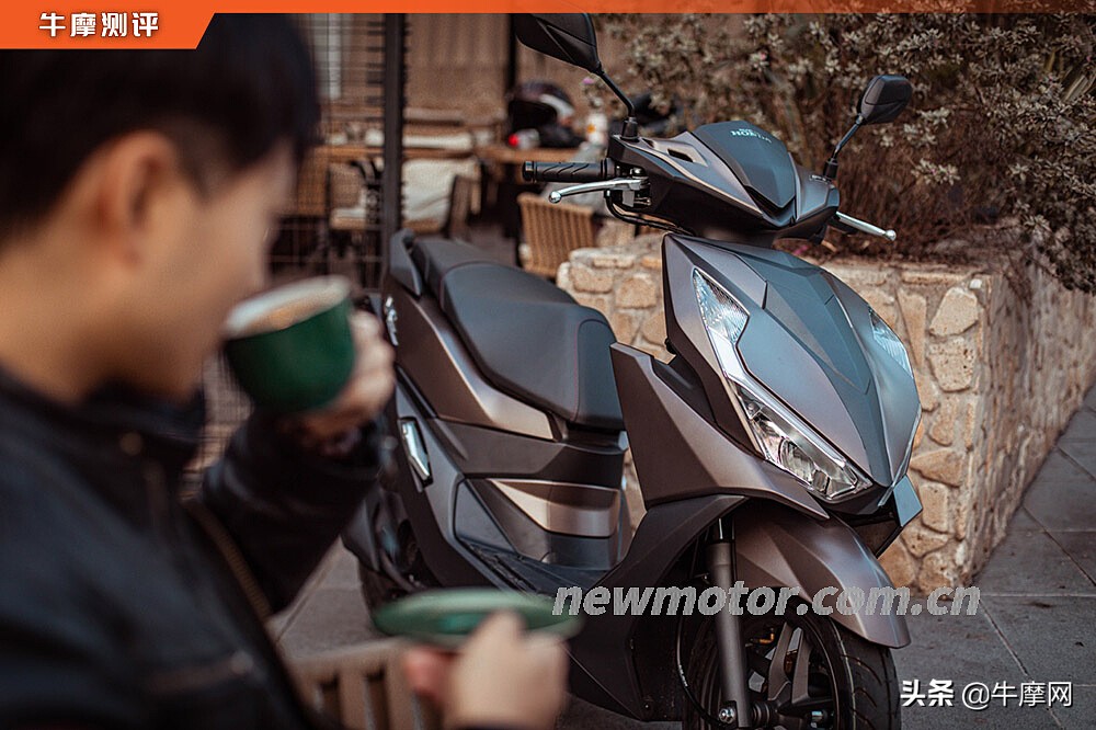 五羊本田nx125和雅马哈巧格哪个好,新款五羊本田nx125踏板车骑行感受