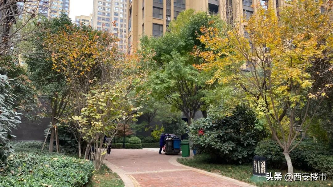 金辉世界城的二手房源为什么很多,金辉世界城首付2万起