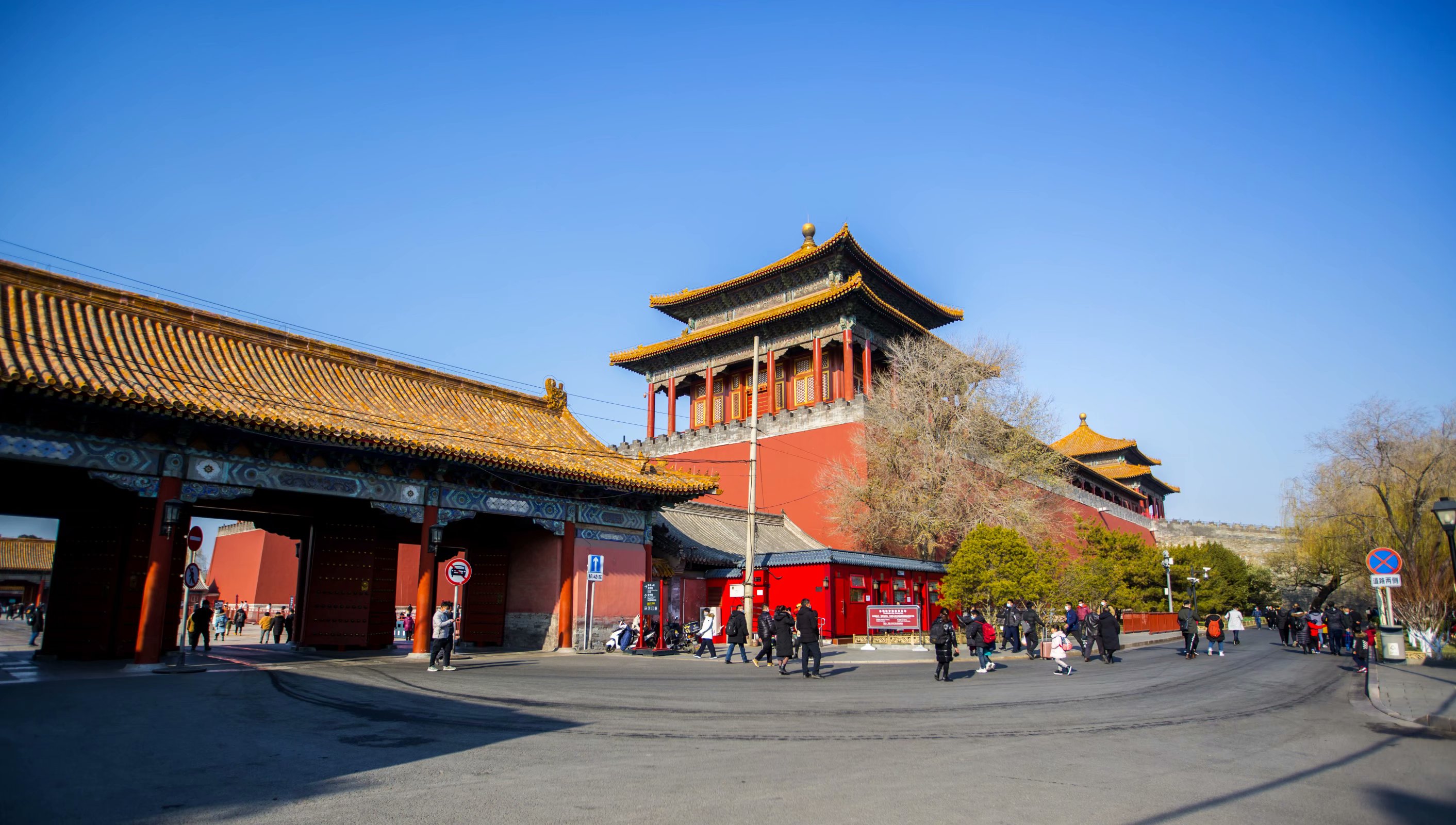 太庙,位于北京市东城区东长安街*安门天**东侧,始建于明永乐十八年