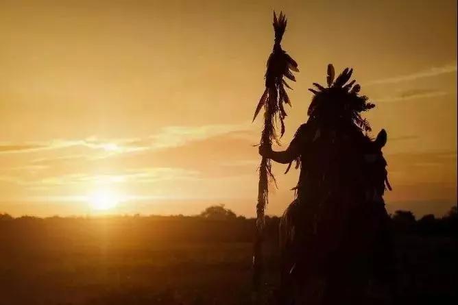 十大苍凉悲伤的印第安音乐,震撼灵魂的印第安纯音乐十首