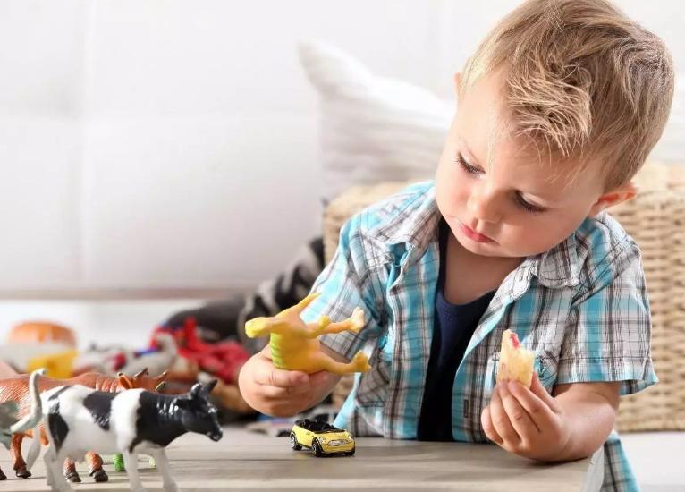 孩子坐不住如何提高注意力,孩子怎样才能提高专注力