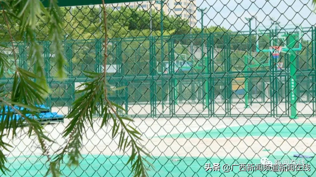 南宁体育馆羽毛球馆收费,南宁市体育场收费的吗