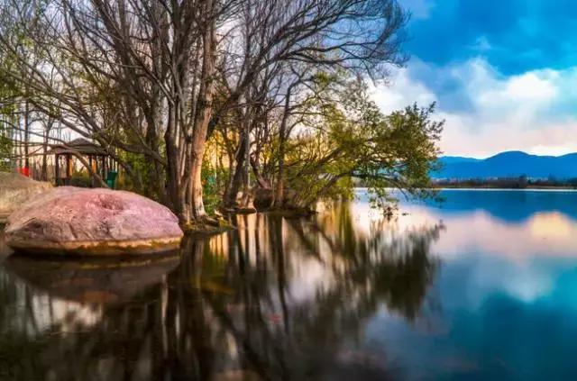 四川这座隐匿千年的古城,四川这座隐藏在喧闹中的千年古镇