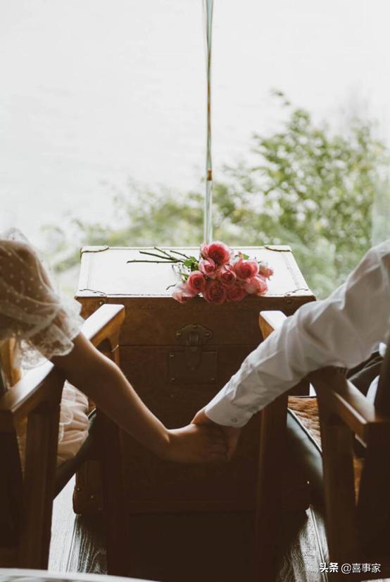 不一样的花式情侣照pose,教你情侣拍照怎么低调秀恩爱