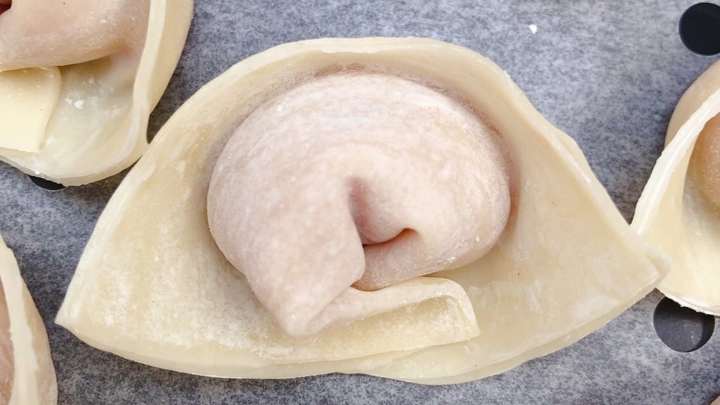 鲜虾云吞元宝型,猪肉虾仁鸡蛋三鲜馅馄饨正宗做法