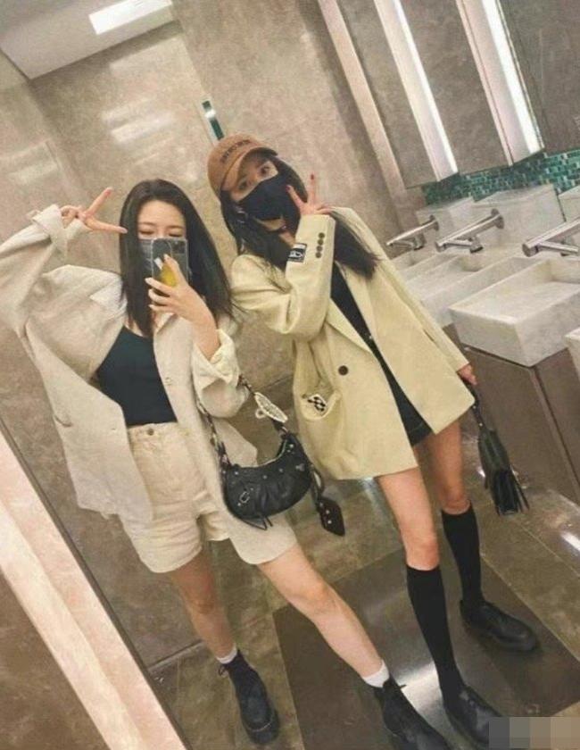 杨幂景甜秀演技,杨幂景甜白皇后造型