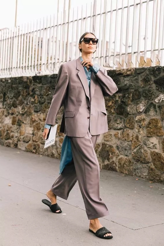 秋款裙子搭配什么鞋子好看百搭,夏天个子矮穿裙子搭配什么鞋子