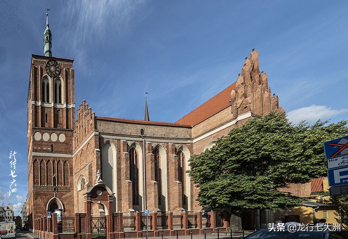 波兰格旦斯克旅游攻略,波兰格但斯克靠海边吗