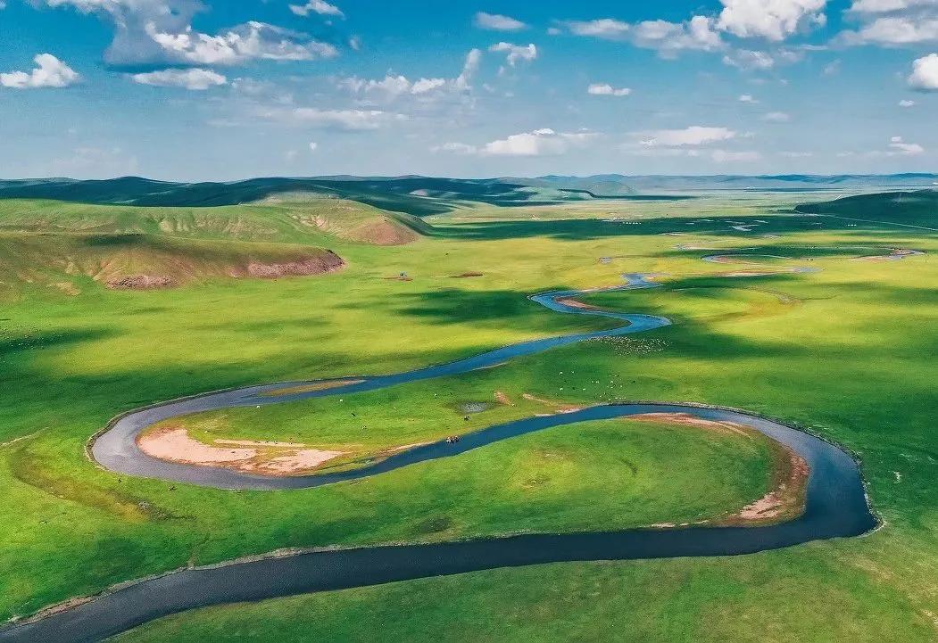 八月的呼伦贝尔大草原,辽阔的呼伦贝尔大草原风景