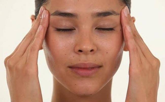 为什么抬头纹显得人这么老,多年的抬头纹怎么解决