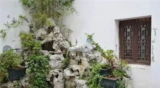 别墅庭院景观石设计,别墅庭院景观设计要点及绿化