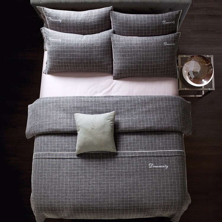 如何挑选床品四件套颜色款式,冬季如何挑选一床适合自己的床品