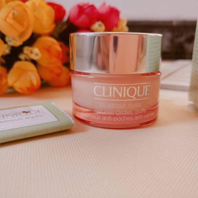 兰蔻和雅诗兰黛护肤品要选择哪个,兰蔻粉水雅诗兰黛小棕瓶倩碧黄油