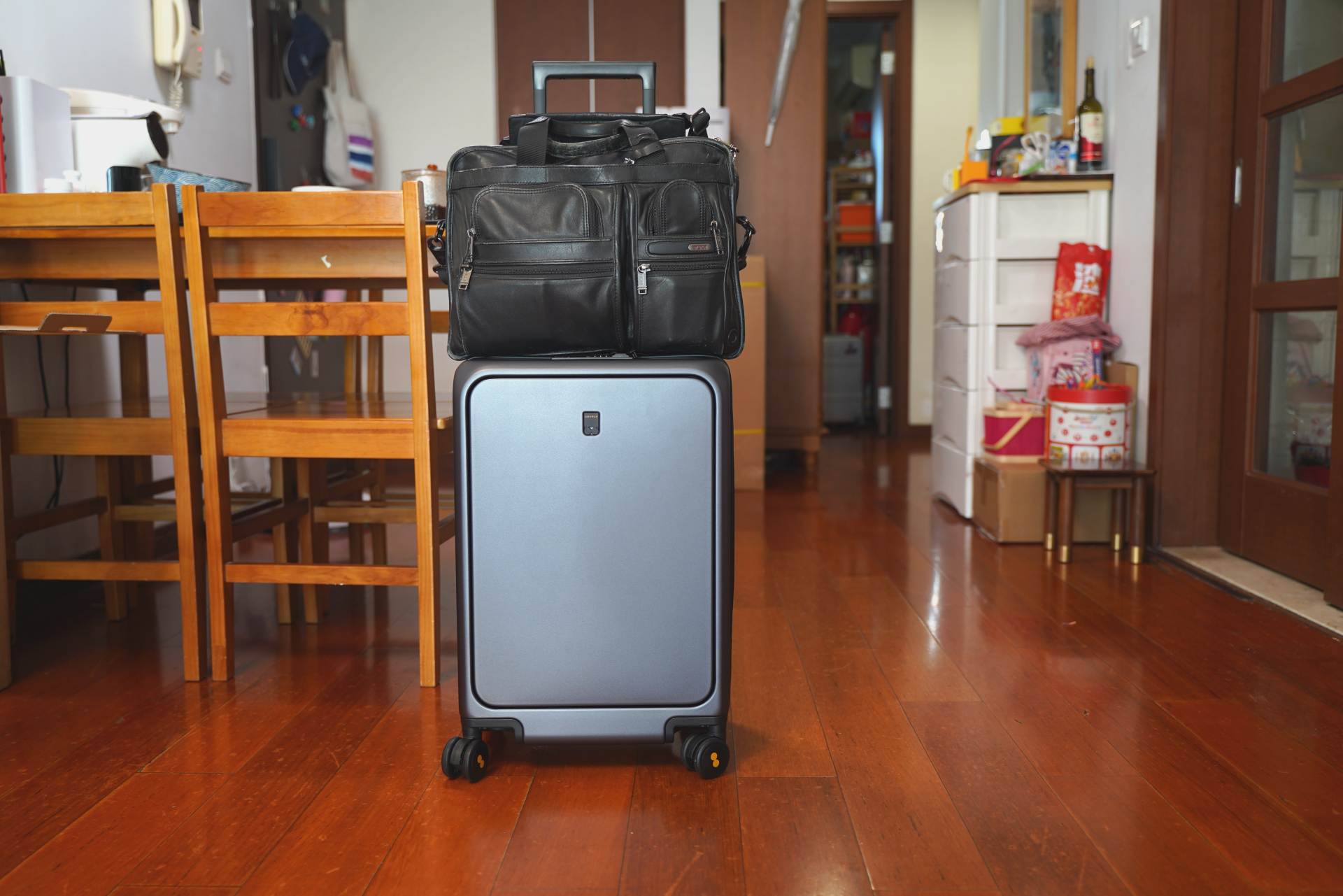 地平线8号登机箱值不值得买,地平线8号行李箱测评全部视频