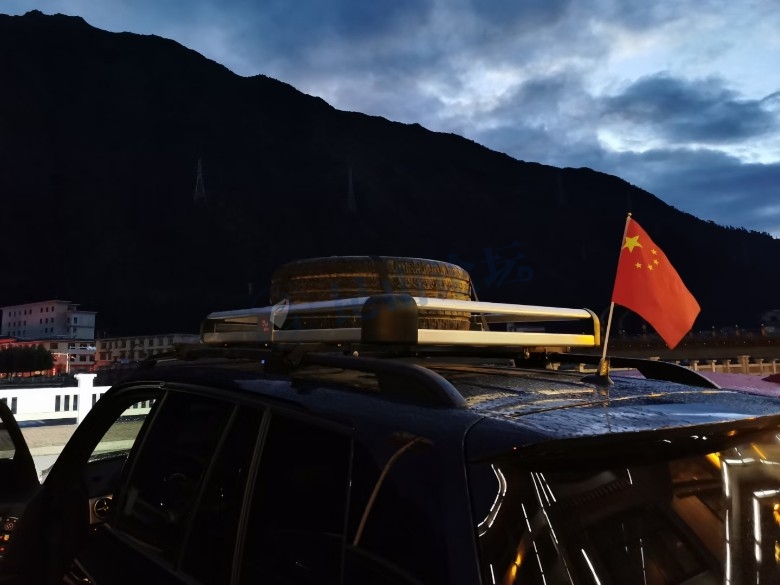 一个人的进藏之旅,一个人一台车旅游的视频