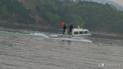 两小伙去钓鱼,两小伙去钓鱼被赶走