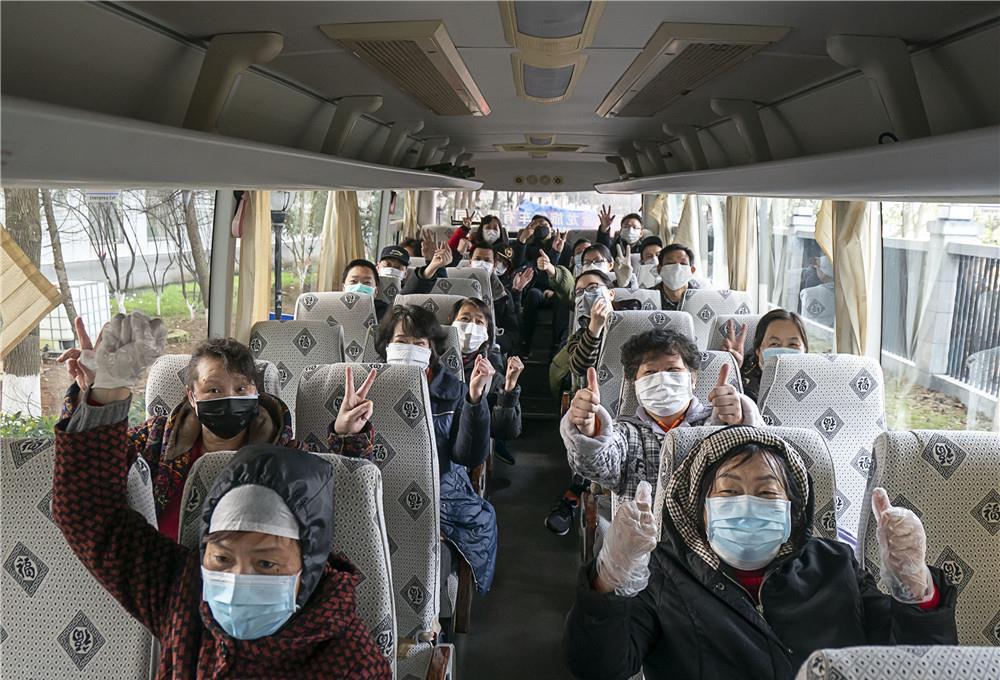 武汉经历磨难重获新生,武汉战疫中的坚守和奉献