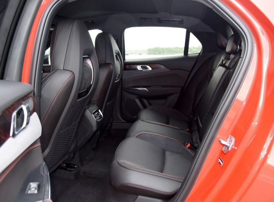 都是1.5t车马力大好还是马力小好,都是1.5t三缸四缸有什么区别