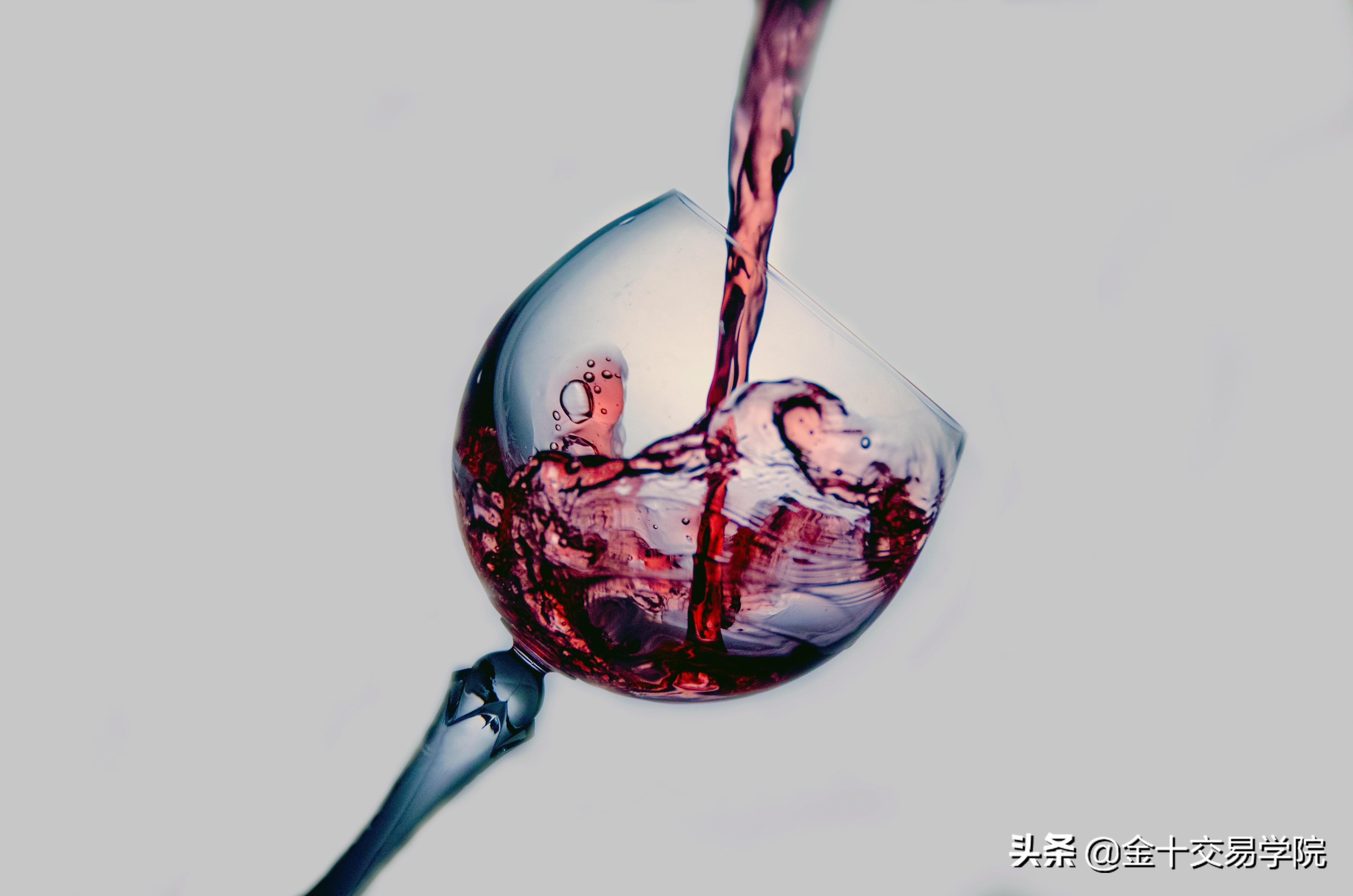 出道即巅峰走下坡路,一出道即巅峰后来销声匿迹