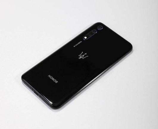 2019年底哪一款手机值得入手,今年公布的几款手机值得买吗