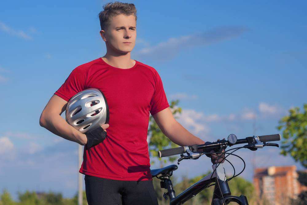 吴尊十年前照片对比,吴尊十几岁到40多岁的全体照片