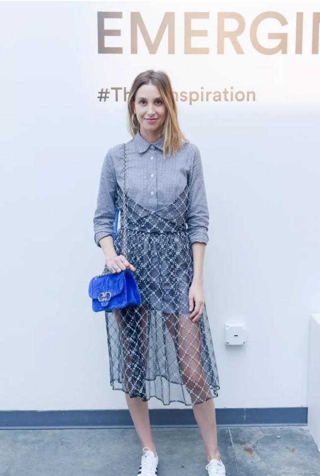 李小璐情人节甜馨同款连衣裙,李小璐甜馨穿搭